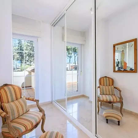 Spectacular Two Floor Penthouse Centre דירה מארבלה
