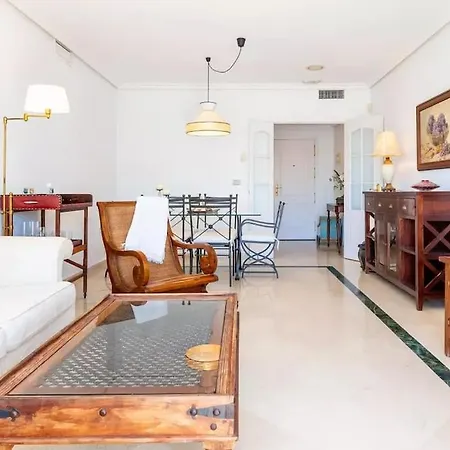 Spectacular Two Floor Penthouse Centre Lejlighed Marbella