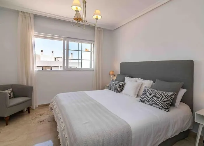 公寓 Spectacular Two Floor Penthouse Centre 马尔韦利亚